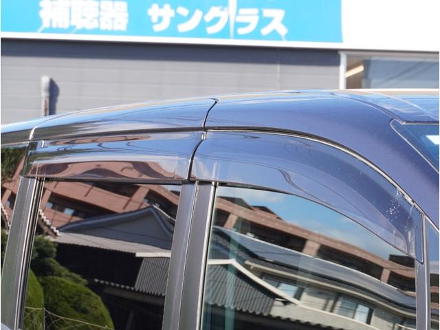 ノア Ｓｉ　地デジ　ＤＶＤ視聴可　ＬＥＤヘットライト　ＥＴＣ付き　ドライブレコーダー　横滑り防止機能　ナビＴＶ　三列シート　ＡＷ　ＡＡＣ　パワーウインドウ　メモリーナビ　ＡＢＳ　ミュージックプレイヤー接続可（15枚目）