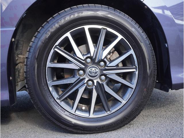 ノア Ｓｉ　地デジ　ＤＶＤ視聴可　ＬＥＤヘットライト　ＥＴＣ付き　ドライブレコーダー　横滑り防止機能　ナビＴＶ　三列シート　ＡＷ　ＡＡＣ　パワーウインドウ　メモリーナビ　ＡＢＳ　ミュージックプレイヤー接続可（17枚目）