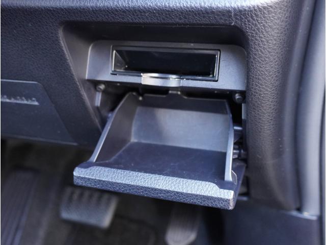 ノア Ｓｉ　地デジ　ＤＶＤ視聴可　ＬＥＤヘットライト　ＥＴＣ付き　ドライブレコーダー　横滑り防止機能　ナビＴＶ　三列シート　ＡＷ　ＡＡＣ　パワーウインドウ　メモリーナビ　ＡＢＳ　ミュージックプレイヤー接続可（50枚目）