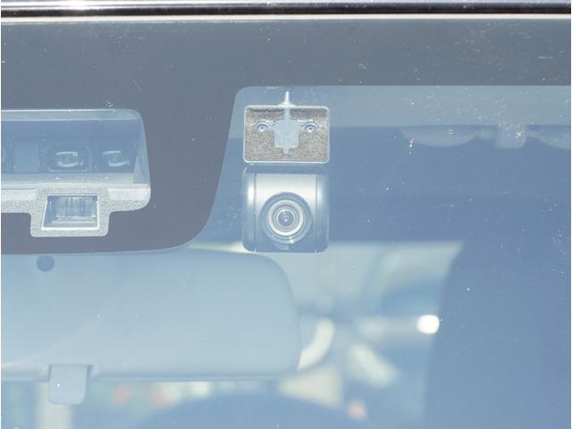 ジムニーシエラ ＪＣ　スマートエントリー　メディアプレイヤー接続　車線逸脱警報装置　ＴＶナビ　地デジフルセグ　横滑り防止機能　ＤＡＣ　ＤＶＤ再生可　ダブルエアバッグ　キーレスエントリー　パワーステアリング　ＰＷ　ＡＡＣ（14枚目）