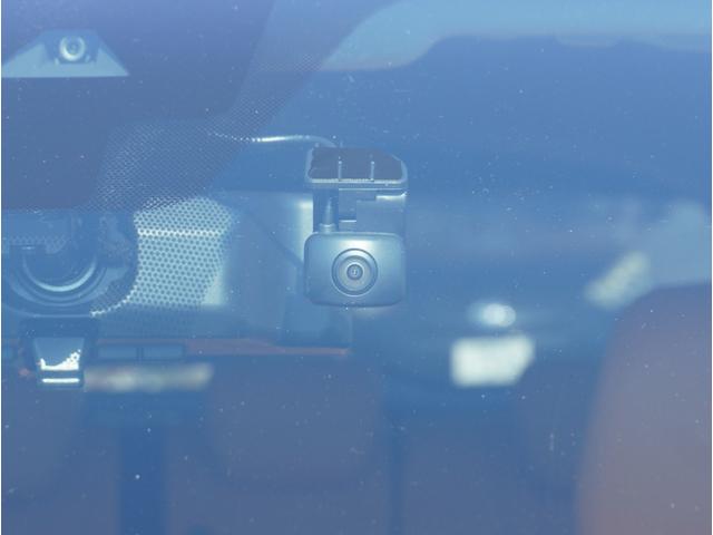 キックス Ｘ　ツートーンインテリアエディション　エマージェンシーＢ　セキュリティ　地デジ　アラウンドモニター　前後ソナー　Ｒカメラ　ＬＥＤ　シートヒーター　エアコン　ドラレコ　スマートキー　ＥＴＣ　フロントカメラ　メモリーナビ　サイドエアバック（16枚目）