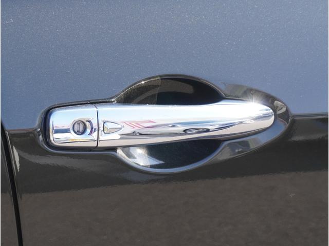 キックス Ｘ　ツートーンインテリアエディション　エマージェンシーＢ　セキュリティ　地デジ　アラウンドモニター　前後ソナー　Ｒカメラ　ＬＥＤ　シートヒーター　エアコン　ドラレコ　スマートキー　ＥＴＣ　フロントカメラ　メモリーナビ　サイドエアバック（19枚目）