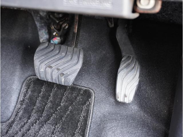 キックス Ｘ　ツートーンインテリアエディション　エマージェンシーＢ　セキュリティ　地デジ　アラウンドモニター　前後ソナー　Ｒカメラ　ＬＥＤ　シートヒーター　エアコン　ドラレコ　スマートキー　ＥＴＣ　フロントカメラ　メモリーナビ　サイドエアバック（32枚目）