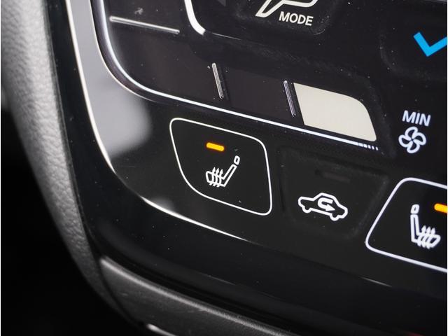 ｅＫクロス Ｇ　エアバッグ　アイスト　オートＬＥＤ　車線逸脱警報装置　Ｓヒーター　ＬＥＤ　ＤＶＤ再生　スマートキー　クリアランスソナー　フルセグＴＶ　オートエアコン　メモリーナビ　バックモニター　ナビＴＶ　キーフリー（8枚目）