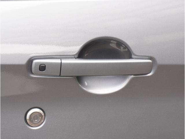 ｅＫクロス Ｇ　エアバッグ　アイスト　オートＬＥＤ　車線逸脱警報装置　Ｓヒーター　ＬＥＤ　ＤＶＤ再生　スマートキー　クリアランスソナー　フルセグＴＶ　オートエアコン　メモリーナビ　バックモニター　ナビＴＶ　キーフリー（19枚目）