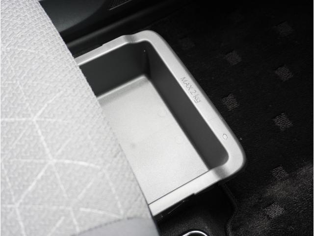 ｅＫクロス Ｇ　エアバッグ　アイスト　オートＬＥＤ　車線逸脱警報装置　Ｓヒーター　ＬＥＤ　ＤＶＤ再生　スマートキー　クリアランスソナー　フルセグＴＶ　オートエアコン　メモリーナビ　バックモニター　ナビＴＶ　キーフリー（72枚目）