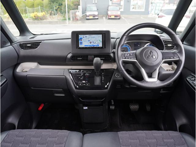 デリカミニ Ｔ　エアコン　キーフリー　Ｂカメラ　前席シートヒーター　ルーフレール　車線逸脱警報　ＥＴＣ　ＬＥＤヘッドライト　ｉストップ　クリアランスソナー　スマートキー　エアバッグ　盗難防止　ベンチシート　ターボ（5枚目）