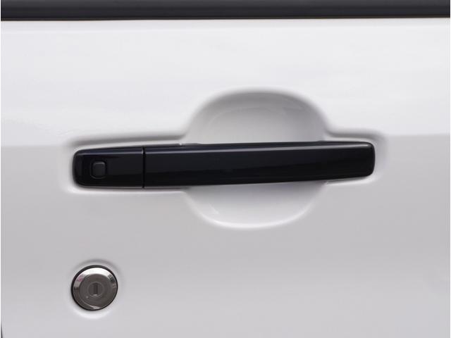 デリカミニ Ｔ　エアコン　キーフリー　Ｂカメラ　前席シートヒーター　ルーフレール　車線逸脱警報　ＥＴＣ　ＬＥＤヘッドライト　ｉストップ　クリアランスソナー　スマートキー　エアバッグ　盗難防止　ベンチシート　ターボ（20枚目）