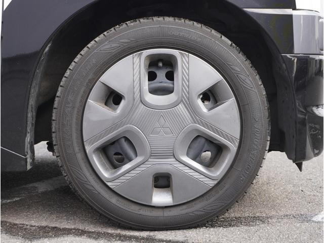 デリカミニ Ｔ　エアコン　キーフリー　Ｂカメラ　前席シートヒーター　ルーフレール　車線逸脱警報　ＥＴＣ　ＬＥＤヘッドライト　ｉストップ　クリアランスソナー　スマートキー　エアバッグ　盗難防止　ベンチシート　ターボ（21枚目）