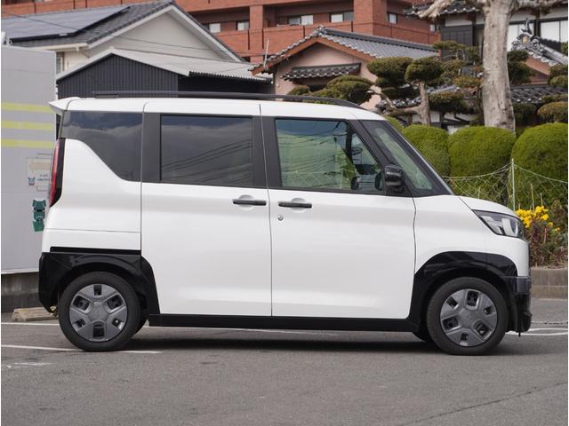 デリカミニ Ｔ　エアコン　キーフリー　Ｂカメラ　前席シートヒーター　ルーフレール　車線逸脱警報　ＥＴＣ　ＬＥＤヘッドライト　ｉストップ　クリアランスソナー　スマートキー　エアバッグ　盗難防止　ベンチシート　ターボ（29枚目）