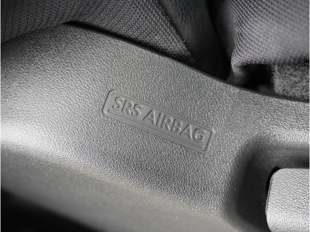 デリカミニ Ｔ　エアコン　キーフリー　Ｂカメラ　前席シートヒーター　ルーフレール　車線逸脱警報　ＥＴＣ　ＬＥＤヘッドライト　ｉストップ　クリアランスソナー　スマートキー　エアバッグ　盗難防止　ベンチシート　ターボ（35枚目）