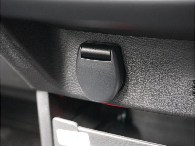 デリカミニ Ｔ　エアコン　キーフリー　Ｂカメラ　前席シートヒーター　ルーフレール　車線逸脱警報　ＥＴＣ　ＬＥＤヘッドライト　ｉストップ　クリアランスソナー　スマートキー　エアバッグ　盗難防止　ベンチシート　ターボ（65枚目）