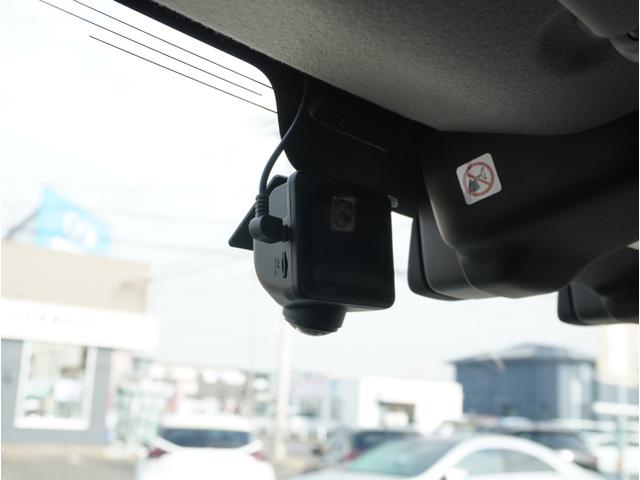 ソリオバンディット ハイブリッドＭＶ　盗難防止　アイスト　スマ－トキ－　ドライブレコーダ　パノラマモニター　サイドエアバッグ　地デジフルセグＴＶ　アルミ　両側スライド片側電動ドア　オートクルーズ　運転席側シートヒーター　横滑防止装置　ＡＣ（8枚目）