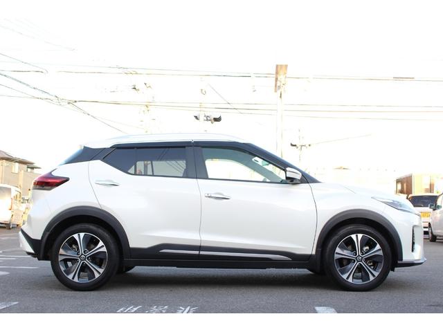 キックス Ｘ　地デジ　ナビ＆ＴＶ　Ｒレール　ＶＤＣ　スマートキー　ＤＶＤ再生　ＬＥＤヘッド　レーンアシスト　パワーステアリング　ドライブレコーダー　ＥＴＣ　ミュージックプレイヤー接続可　メモリーナビ　アルミ　ＡＡＣ（9枚目）