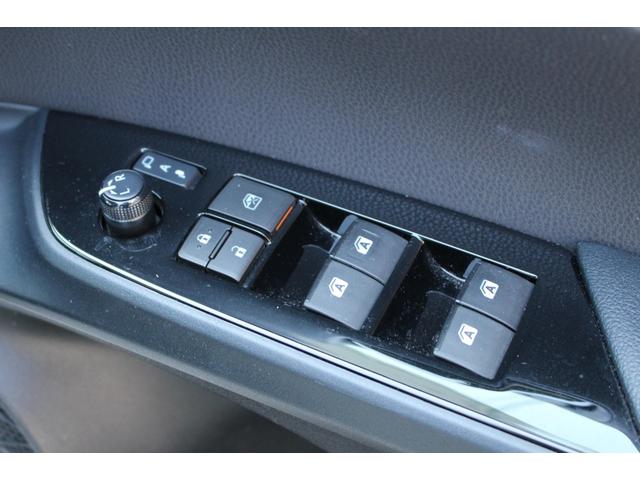 �d���i�[�h�A�~���[�X�C�b�`�A�p���[�E�B���h�E�X�C�b�`�B