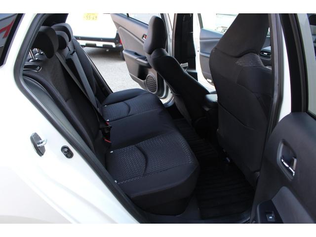 �㕔���Ȃ����R�A�Y��E�����Ɏd�グ�Ă���܂��B�������Y��Ȃ��Ԃ͋C�������ǂ��ł����A�R���f�B�V�����̂����Ԃ������ł��B�O�̃��[�U�[�l�����J�Ɏg���Ă����؋��ł��B