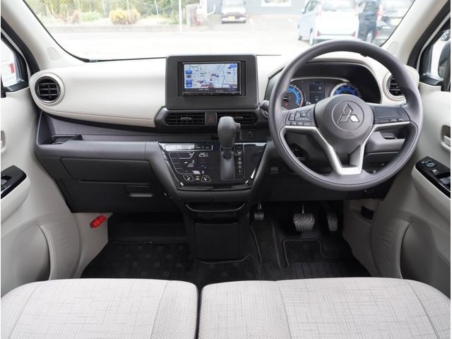 ｅＫワゴン Ｇ　ハイビームアシスト　衝突軽減ブレーキ　前席シートヒーター　フルセグＴＶ　クリアランスソナー　ナビＴＶ　スマートキー　アイドリングストップ　ベンチシート　バックカメラ　オートエアコン　盗難警報装置（2枚目）