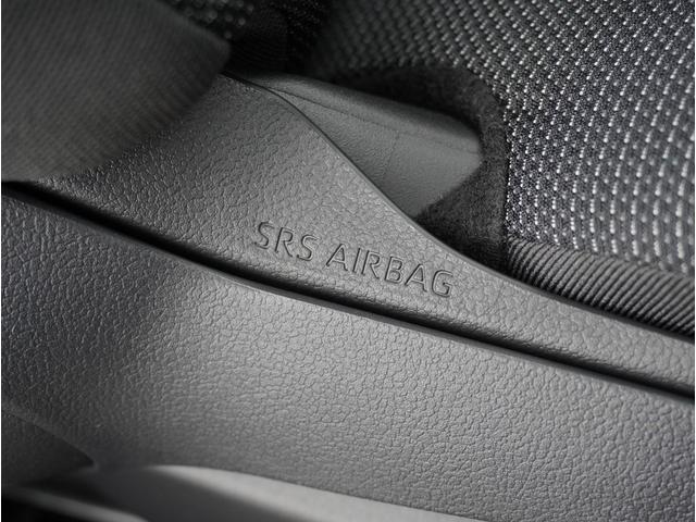 アクア Ｚ　車線逸脱警告　衝突回避システム　スマキ　ＡＨＢ　フロントカメラ　サイドカメラ　ＬＥＤ　１００Ｖ充電　助手席エアバック　横滑り防止装置　パワーウィンドウ　ＡＣ　盗難防止システム　ＥＴＣ　アルミホイール（30枚目）