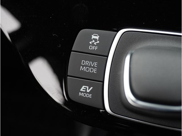 アクア Ｚ　車線逸脱警告　衝突回避システム　スマキ　ＡＨＢ　フロントカメラ　サイドカメラ　ＬＥＤ　１００Ｖ充電　助手席エアバック　横滑り防止装置　パワーウィンドウ　ＡＣ　盗難防止システム　ＥＴＣ　アルミホイール（57枚目）