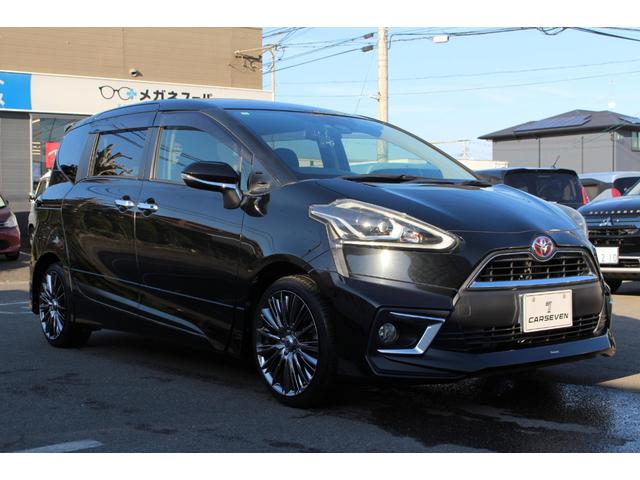 シエンタ Ｇ　クエロ　バックモニタ　ブレーキサポート　運転席エアバッグ　車線逸脱防止　前後センサー　エアロ　両側ＰＳＤ　地デジ　ＡＵＸ　オートマチックハイビーム　ＬＥＤランプ　キーフリー　メモリ－ナビ　ＴＶナビ　ＡＢＳ（3枚目）