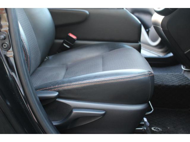 シエンタ Ｇ　クエロ　バックモニタ　ブレーキサポート　運転席エアバッグ　車線逸脱防止　前後センサー　エアロ　両側ＰＳＤ　地デジ　ＡＵＸ　オートマチックハイビーム　ＬＥＤランプ　キーフリー　メモリ－ナビ　ＴＶナビ　ＡＢＳ（18枚目）