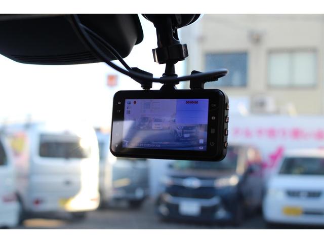 シエンタ Ｇ　クエロ　バックモニタ　ブレーキサポート　運転席エアバッグ　車線逸脱防止　前後センサー　エアロ　両側ＰＳＤ　地デジ　ＡＵＸ　オートマチックハイビーム　ＬＥＤランプ　キーフリー　メモリ－ナビ　ＴＶナビ　ＡＢＳ（27枚目）