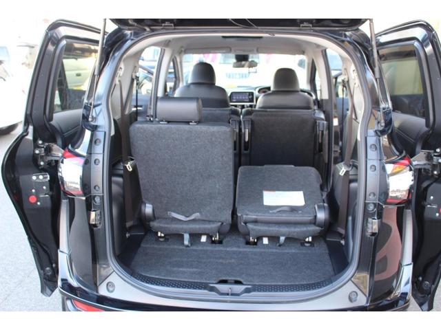 シエンタ Ｇ　クエロ　バックモニタ　ブレーキサポート　運転席エアバッグ　車線逸脱防止　前後センサー　エアロ　両側ＰＳＤ　地デジ　ＡＵＸ　オートマチックハイビーム　ＬＥＤランプ　キーフリー　メモリ－ナビ　ＴＶナビ　ＡＢＳ（42枚目）