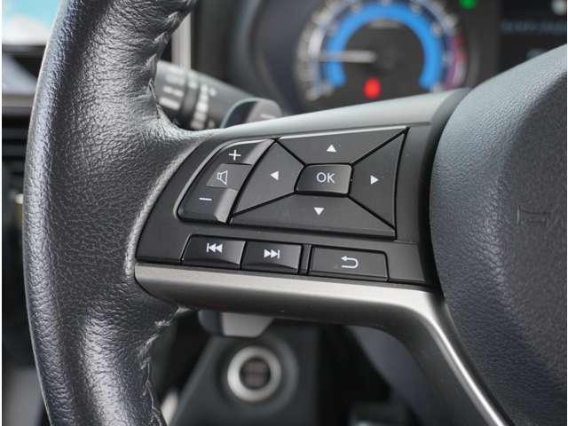 �y�X�e�A�����O�X�C�b�`�z�^�]���A�O������ڐ������炷���ƂȂ��A�I�[�f�B�I���̑��삪�\�ȕ֗��@�\�I