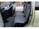後部座席も当然、綺麗・清潔に仕上げております。内装の綺麗なお車は気持ちが良いですし、コンディションのいい車が多いです。前のユーザー様が丁寧に使っていた証拠です。