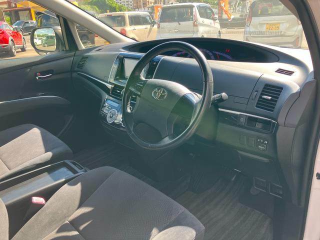 エスティマ アエラス　純正ナビ　バックカメラ　後席モニター　両側電動スライドドア　プッシュスタート　クルコン　メモリナビ　ＤＶＤ再生可能　デュアルエアバック　衝突安全ボディ　Ｗエアコン（10枚目）