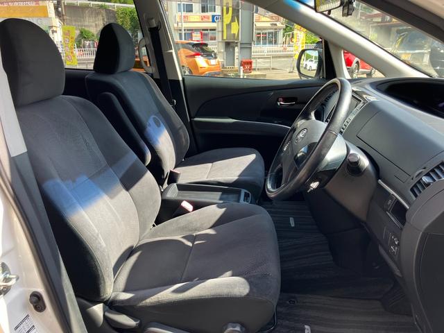 エスティマ アエラス　純正ナビ　バックカメラ　後席モニター　両側電動スライドドア　プッシュスタート　クルコン　メモリナビ　ＤＶＤ再生可能　デュアルエアバック　衝突安全ボディ　Ｗエアコン（11枚目）