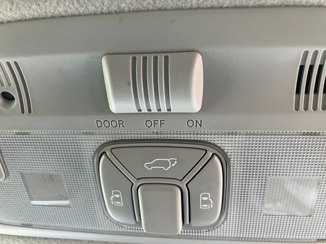 エスティマ アエラス　純正ナビ　バックカメラ　後席モニター　両側電動スライドドア　プッシュスタート　クルコン　メモリナビ　ＤＶＤ再生可能　デュアルエアバック　衝突安全ボディ　Ｗエアコン（45枚目）