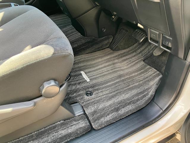 エスティマ アエラス　純正ナビ　バックカメラ　後席モニター　両側電動スライドドア　プッシュスタート　クルコン　メモリナビ　ＤＶＤ再生可能　デュアルエアバック　衝突安全ボディ　Ｗエアコン（50枚目）