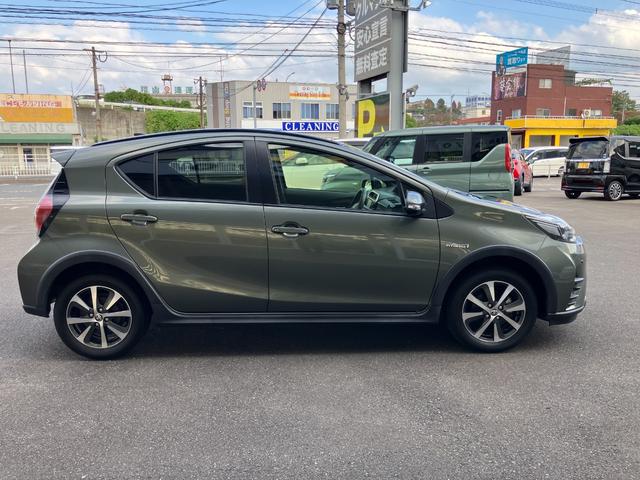 アクア クロスオーバー グラム 純正ナビ バックカメラ ETC ドラレコ フルセグTV スマートキー 衝突軽減ブレーキシステム スペアタイヤ クリアナンスソナー 横滑り防止 アイドリングストップ オートエアコン(8枚目)