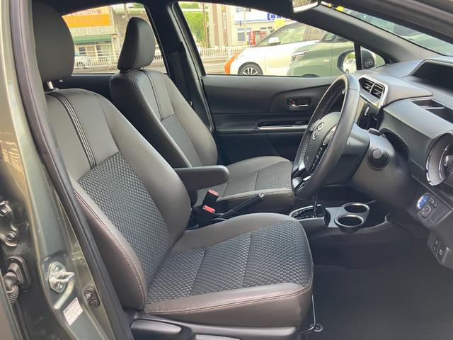 アクア クロスオーバー グラム 純正ナビ バックカメラ ETC ドラレコ フルセグTV スマートキー 衝突軽減ブレーキシステム スペアタイヤ クリアナンスソナー 横滑り防止 アイドリングストップ オートエアコン(14枚目)