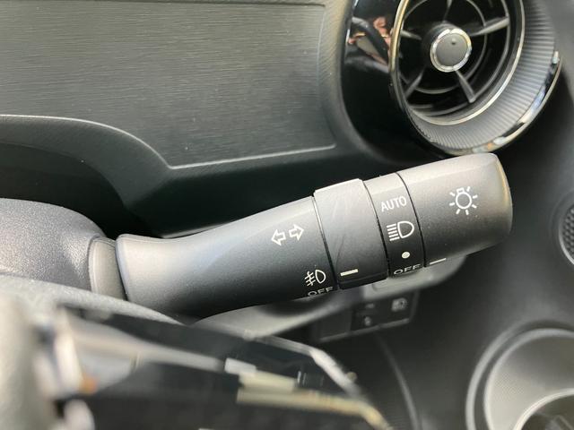 アクア クロスオーバー グラム 純正ナビ バックカメラ ETC ドラレコ フルセグTV スマートキー 衝突軽減ブレーキシステム スペアタイヤ クリアナンスソナー 横滑り防止 アイドリングストップ オートエアコン(39枚目)