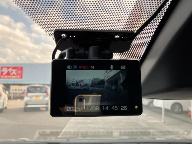 アクア クロスオーバー グラム 純正ナビ バックカメラ ETC ドラレコ フルセグTV スマートキー 衝突軽減ブレーキシステム スペアタイヤ クリアナンスソナー 横滑り防止 アイドリングストップ オートエアコン(46枚目)