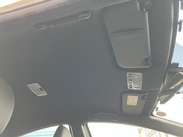 アクア クロスオーバー グラム 純正ナビ バックカメラ ETC ドラレコ フルセグTV スマートキー 衝突軽減ブレーキシステム スペアタイヤ クリアナンスソナー 横滑り防止 アイドリングストップ オートエアコン(49枚目)