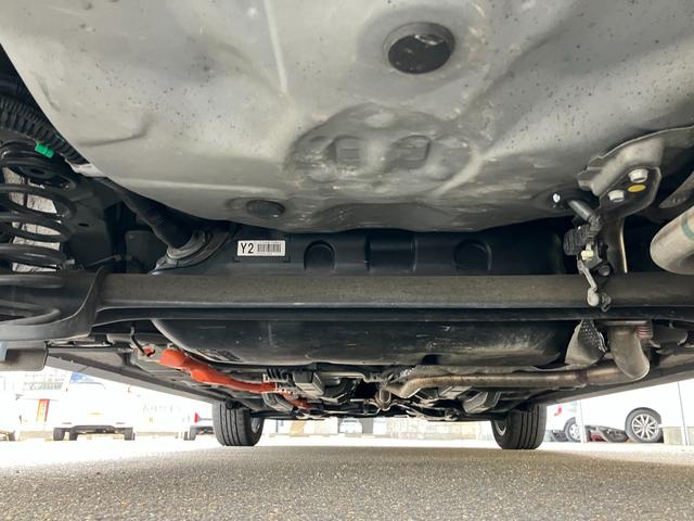 アクア クロスオーバー グラム 純正ナビ バックカメラ ETC ドラレコ フルセグTV スマートキー 衝突軽減ブレーキシステム スペアタイヤ クリアナンスソナー 横滑り防止 アイドリングストップ オートエアコン(72枚目)