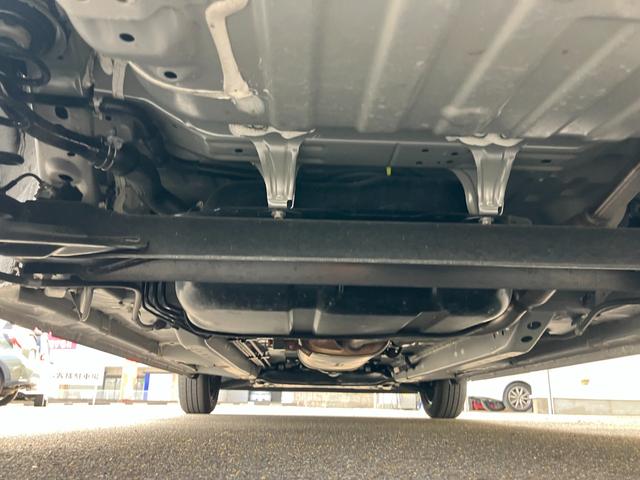 eKワゴン M バックカメラ 踏み間違い防止アシスト オートハイビーム キーレスエントリー オートライト アイドリングストップ ベンチシート 前席シートヒーター 衝突安全ボディ 元社用車(56枚目)