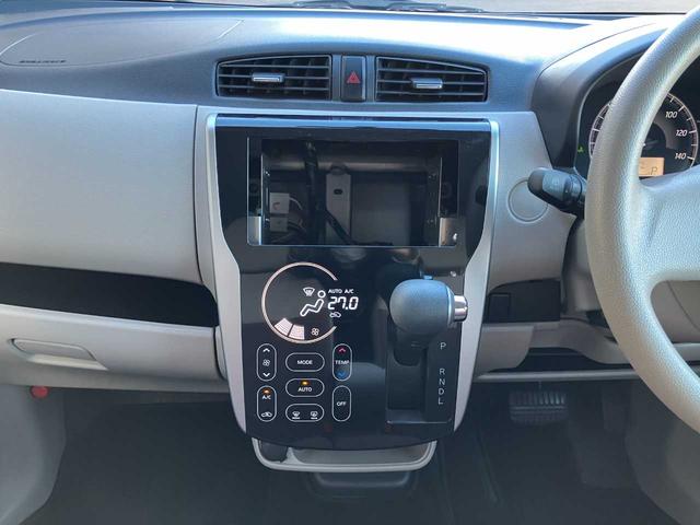 �C���p�l������