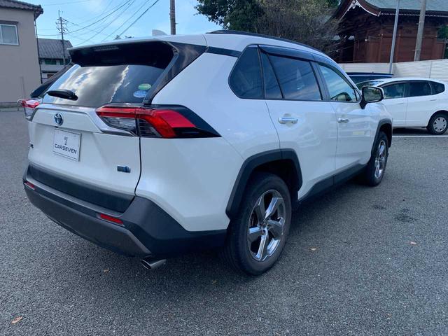 ＲＡＶ４ ハイブリッドＧ　禁煙車　フルセグナビ　Ｂｌｕｅｔｏｏｔｈ　全方位カメラ　衝突被害軽減ブレーキ　障害物センサー　アクセル踏み間違い防止装置　シートヒーター　シートエアコン　電動シート（5枚目）