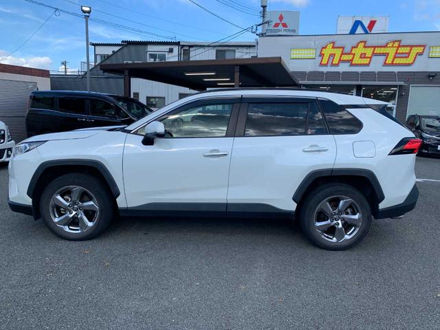 ＲＡＶ４ ハイブリッドＧ　禁煙車　フルセグナビ　Ｂｌｕｅｔｏｏｔｈ　全方位カメラ　衝突被害軽減ブレーキ　障害物センサー　アクセル踏み間違い防止装置　シートヒーター　シートエアコン　電動シート（8枚目）
