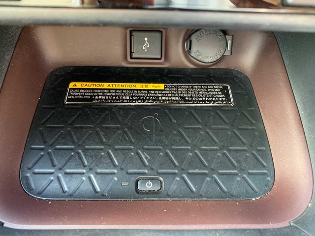 ＲＡＶ４ ハイブリッドＧ　禁煙車　フルセグナビ　Ｂｌｕｅｔｏｏｔｈ　全方位カメラ　衝突被害軽減ブレーキ　障害物センサー　アクセル踏み間違い防止装置　シートヒーター　シートエアコン　電動シート（45枚目）
