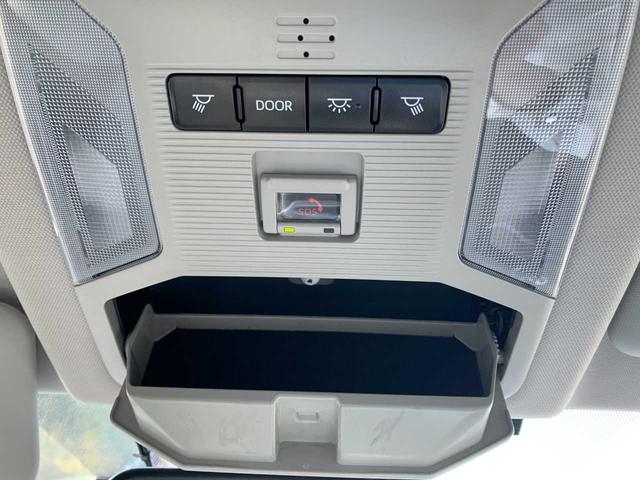 ＲＡＶ４ ハイブリッドＧ　禁煙車　フルセグナビ　Ｂｌｕｅｔｏｏｔｈ　全方位カメラ　衝突被害軽減ブレーキ　障害物センサー　アクセル踏み間違い防止装置　シートヒーター　シートエアコン　電動シート（50枚目）