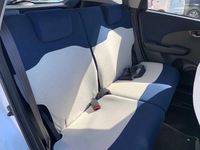 フィット Ｇ　ＡＢＳ　ワンセグナビ　ＣＤ　ＤＶＤ　ＥＴＣ　キーレス　運転席・助手席エアバッグ（20枚目）