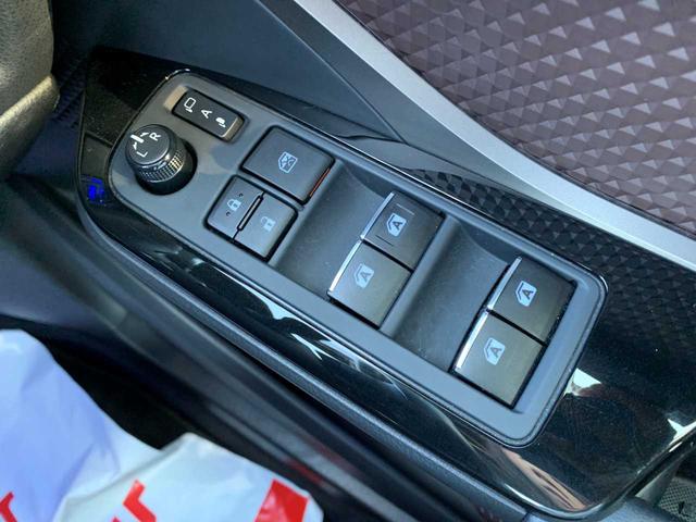 Ｃ－ＨＲ Ｇ　アダプティブクルーズコントロール　衝突被害軽減ブレーキ　障害物センサー　レーンキープアシスト　フルセグナビ　ＣＤ　ＤＶＤ　Ｂｌｕｅｔｏｏｔｈ　バックカメラ　ＥＴＣ　ドラレコシートヒータ（52枚目）