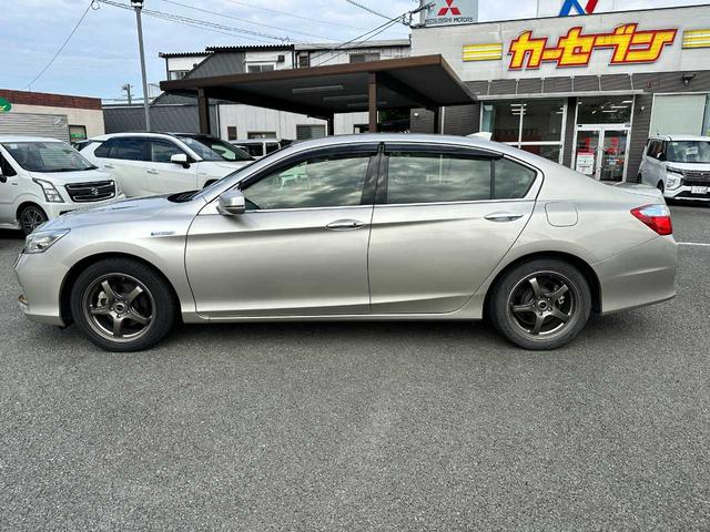 アコードハイブリッド EX 純正ナビ CD/DVD バックカメラ 禁煙車 アダプティブクルーズコントロール 衝突被害軽減ブレーキ 横滑り防止装置 レーンキープアシスト 電動シート ドラレコ ETC(8枚目)