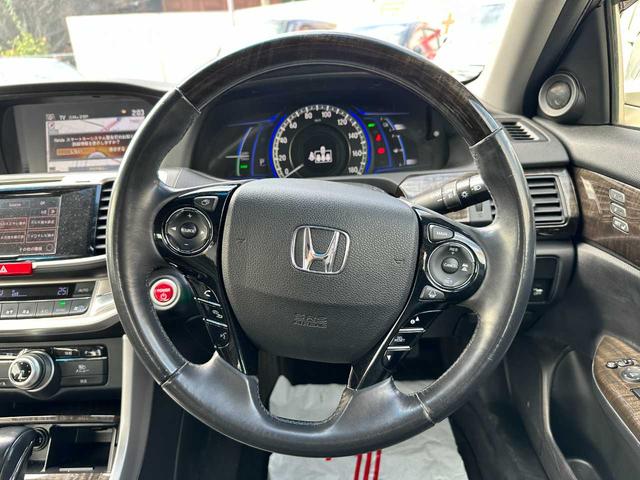 アコードハイブリッド EX 純正ナビ CD/DVD バックカメラ 禁煙車 アダプティブクルーズコントロール 衝突被害軽減ブレーキ 横滑り防止装置 レーンキープアシスト 電動シート ドラレコ ETC(40枚目)