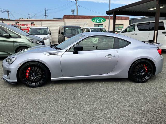 ＢＲＺ ＳＴＩ　スポーツ　ＨＫＳＧＴ２スーパーチャージャー・オイルクーラー・フラッシュエディター　ＭＴ車　禁煙車　フルセグナビ　バックカメラ　ＥＴＣ（8枚目）
